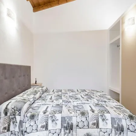 Casa Adriano I Castion/campagnola Апартаменты Костермано